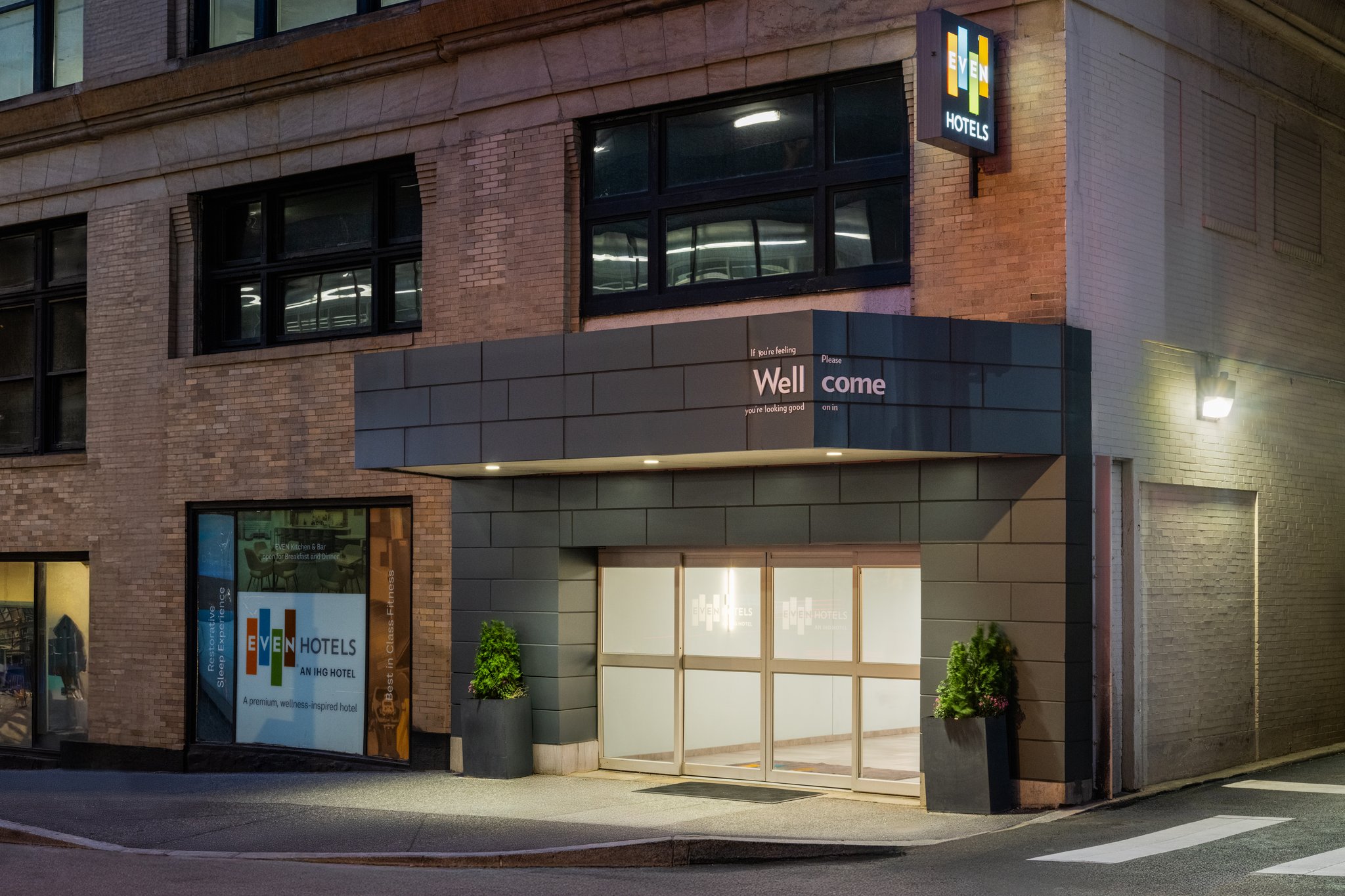 EVEN Hotel Pittsburgh Downtown by IHG Image