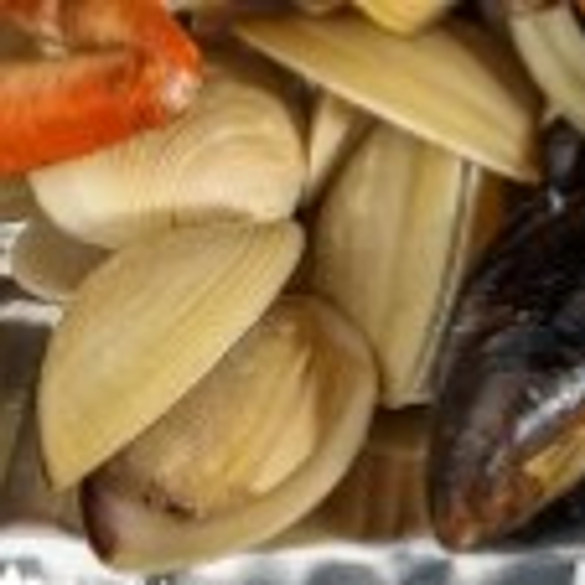 Clams (Lb)
