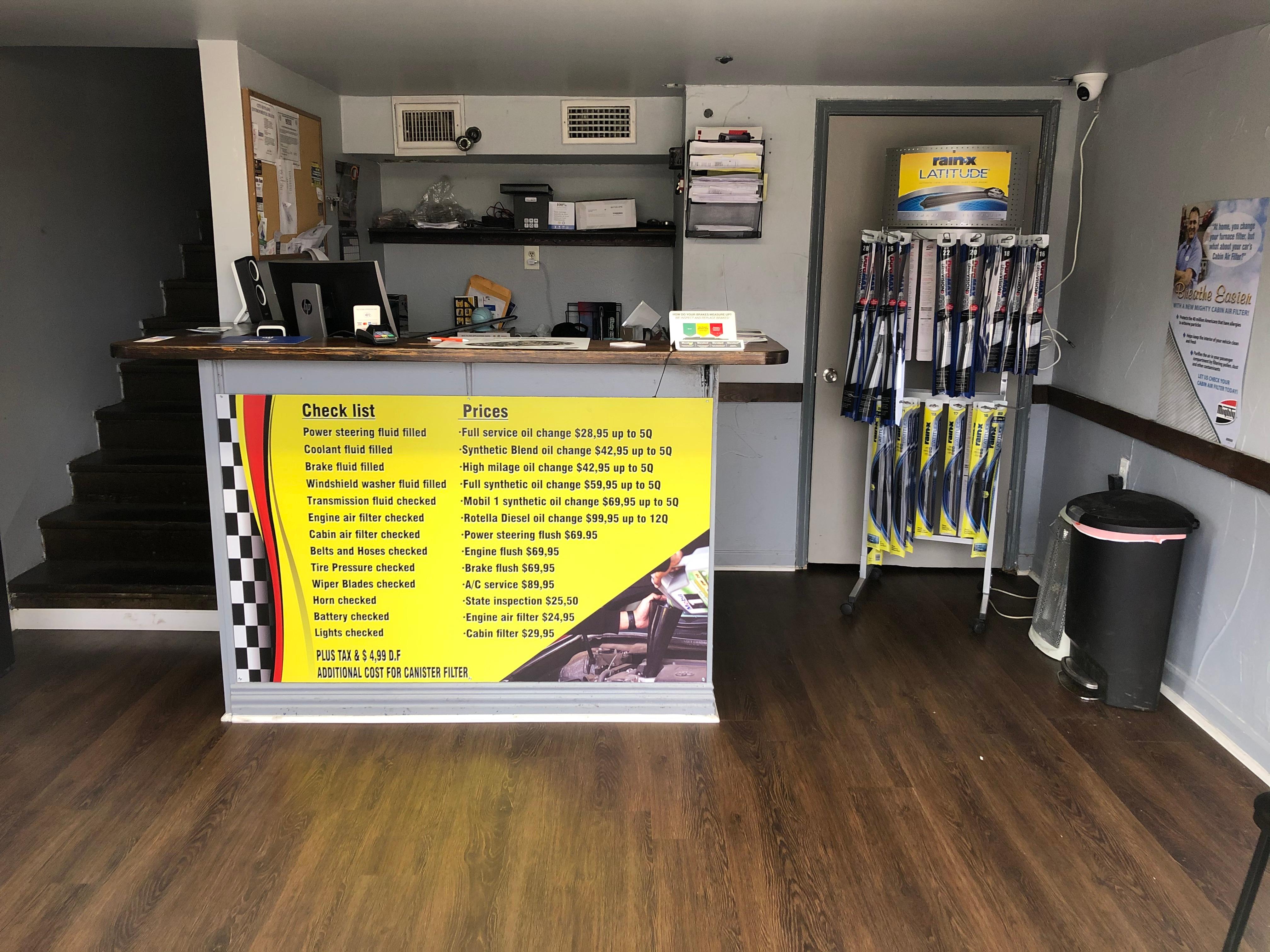 Express Lube & Car Care Image