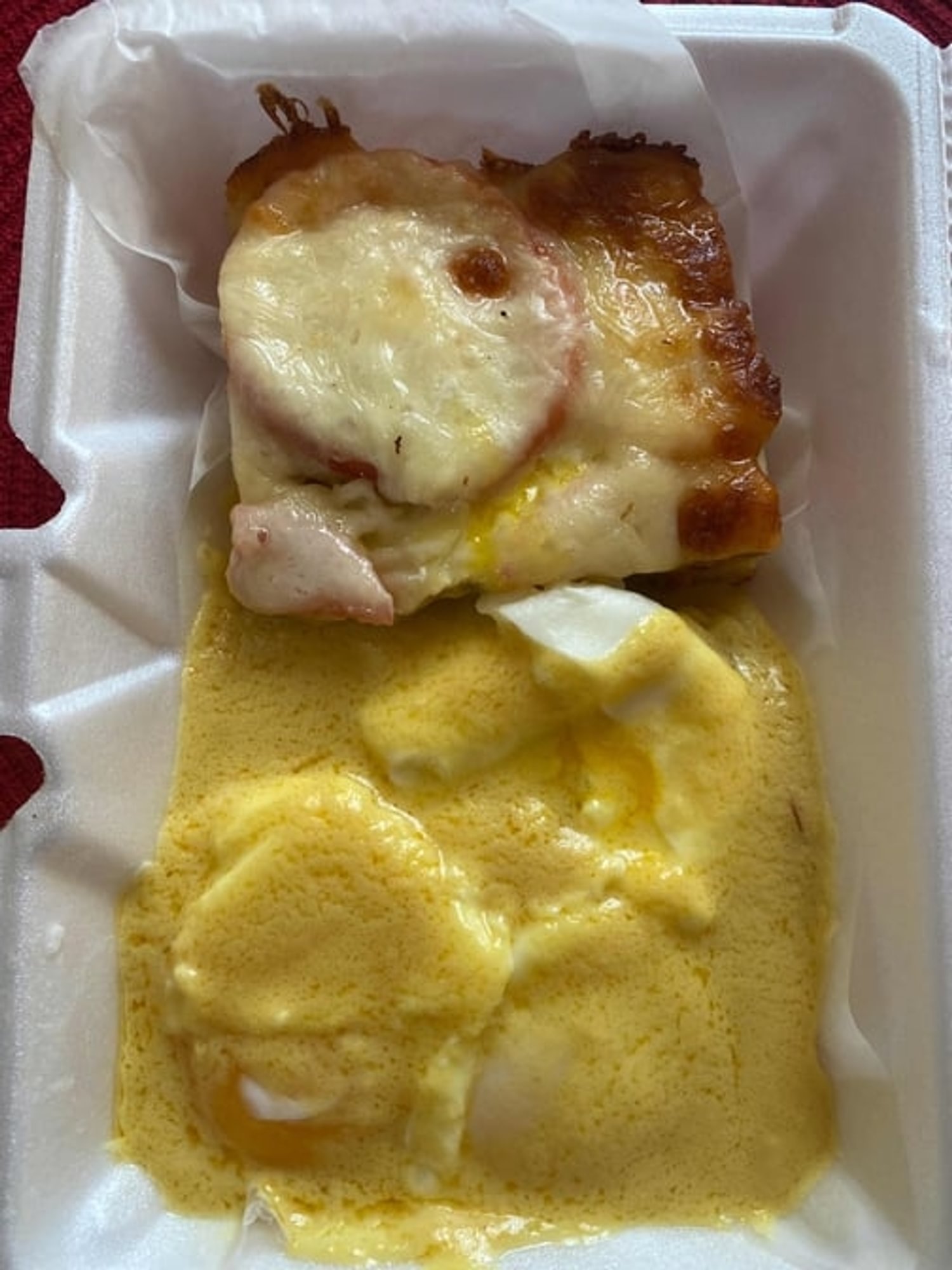 Classic Eggs Benedict