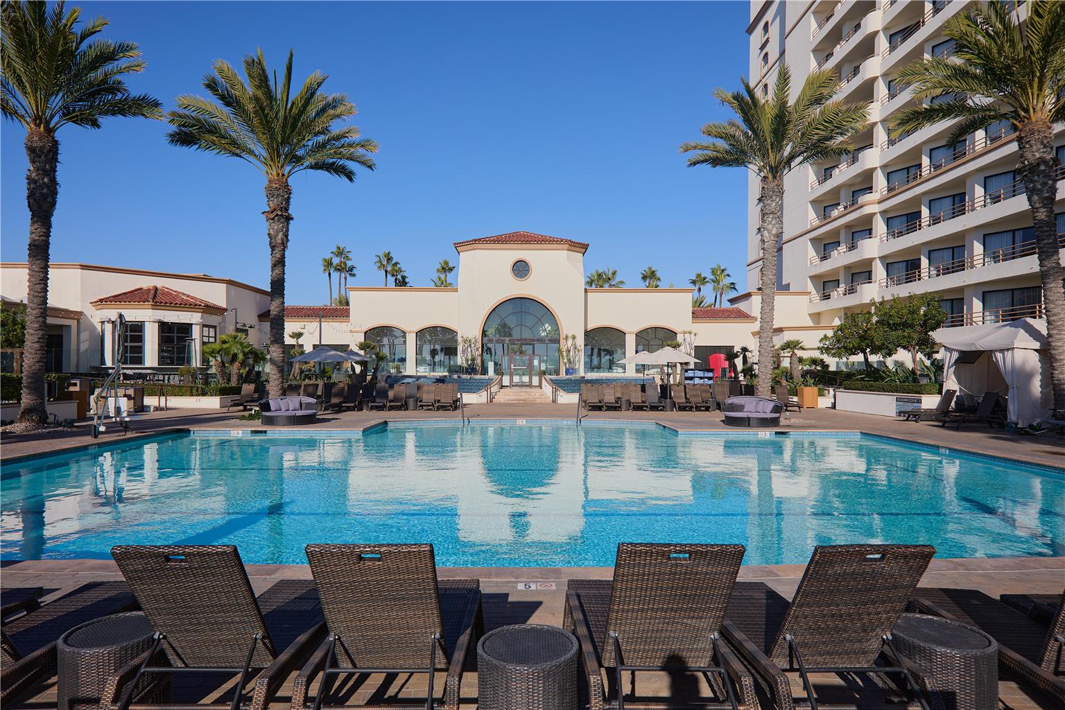 The Waterfront Beach Resort, a Hilton Hotel Image