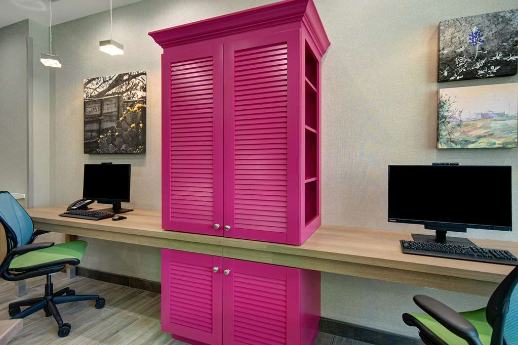 Home2 Suites by Hilton Burleson Image