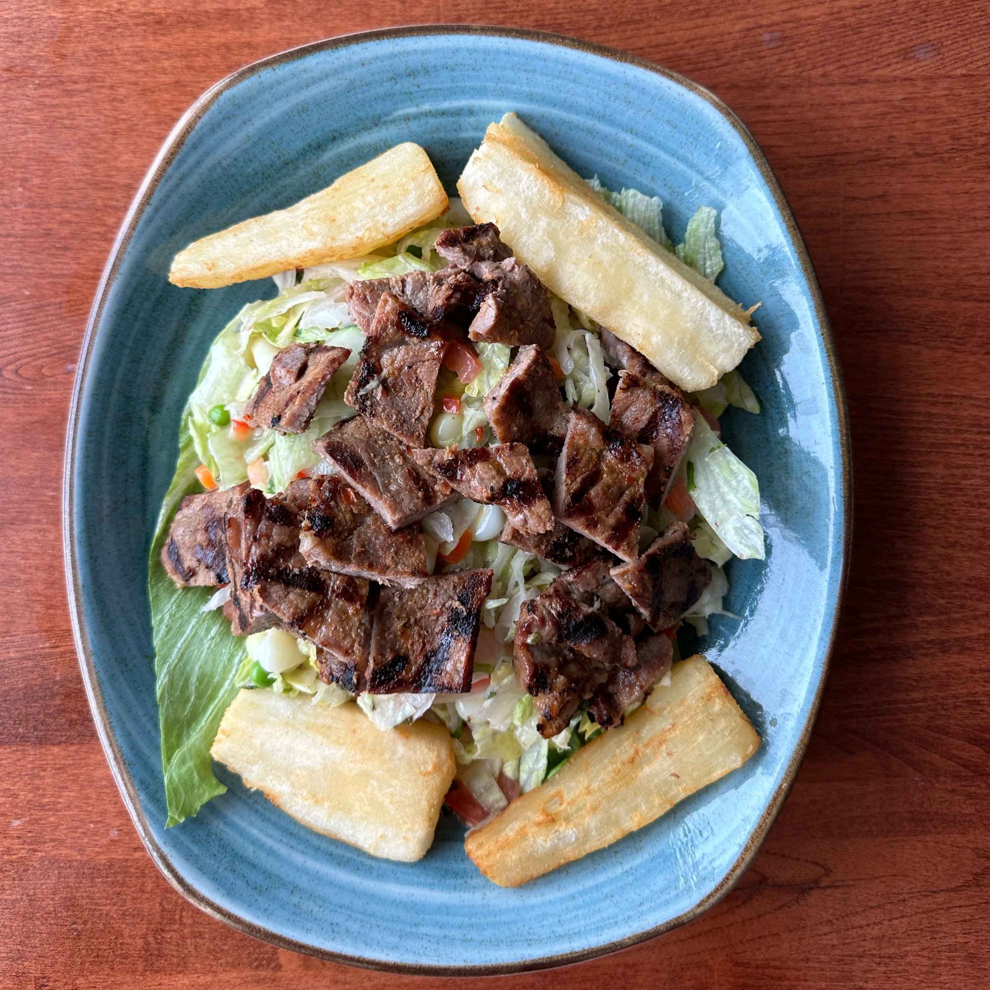 Ensalada Con Carne