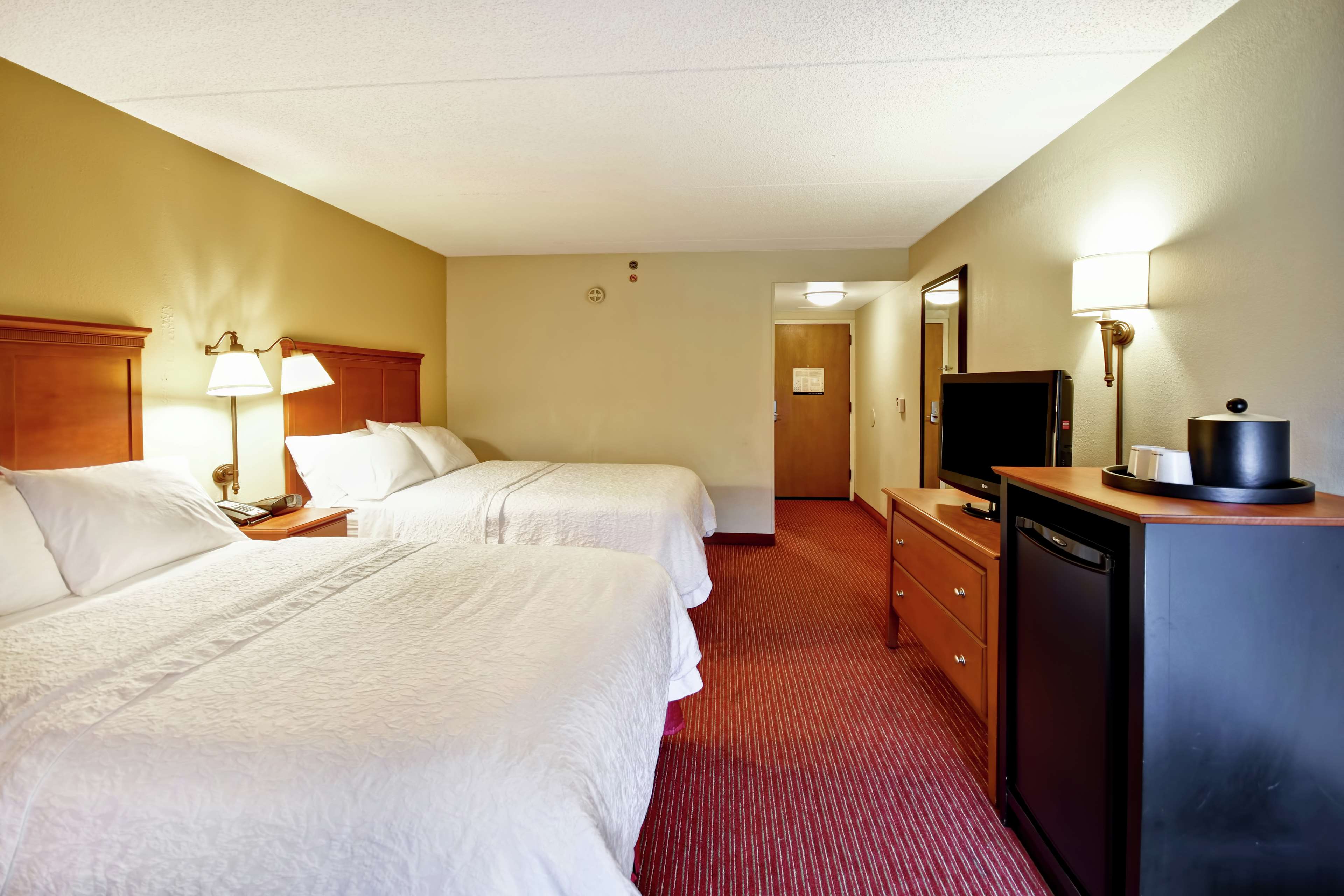 Hampton Inn Louisville-Airport Photo