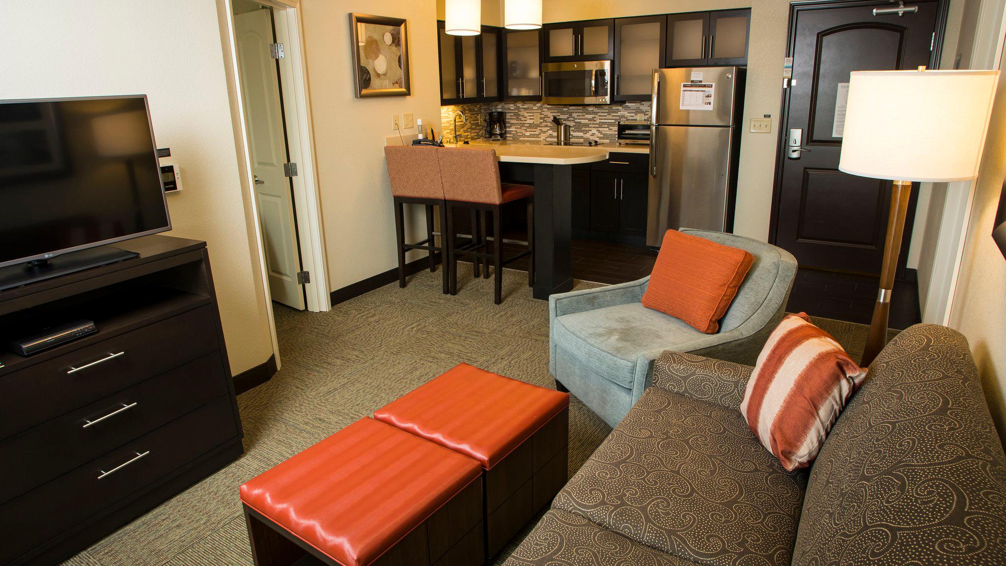 Staybridge Suites Lexington Photo