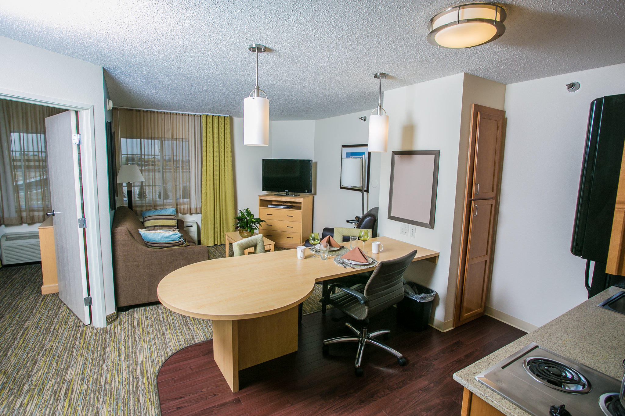 Candlewood Suites Fargo-N. Dakota State Univ. Photo