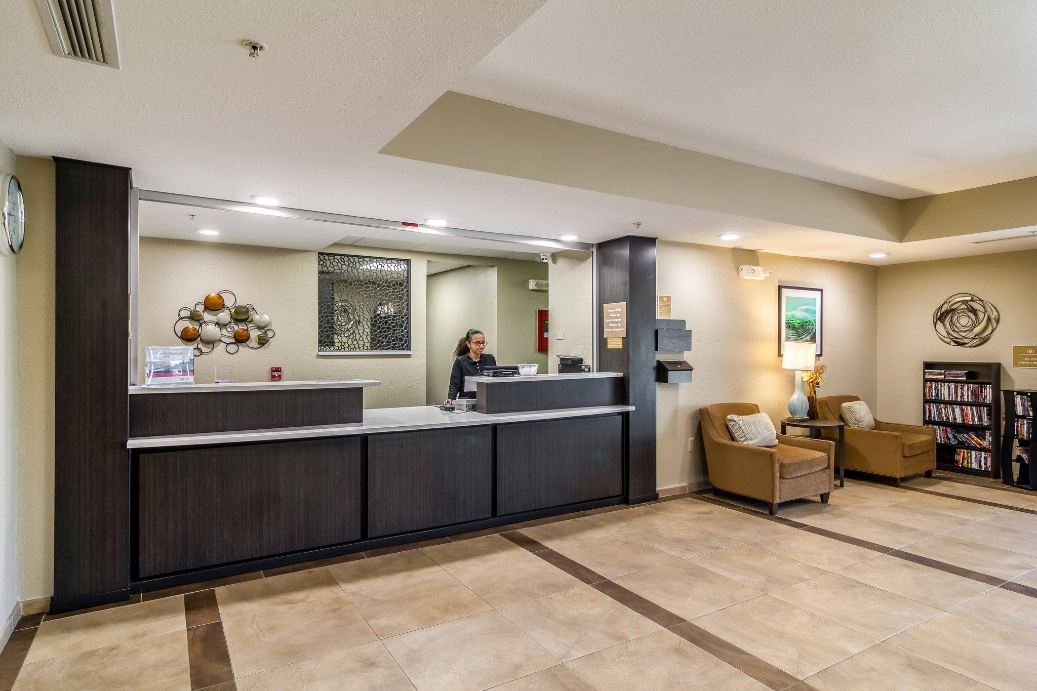 Candlewood Suites Jacksonville East Merril Road Photo