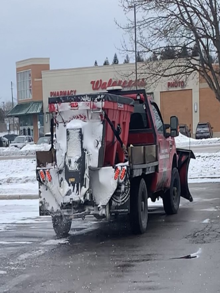 Parking Lot & Sidewalk Salting