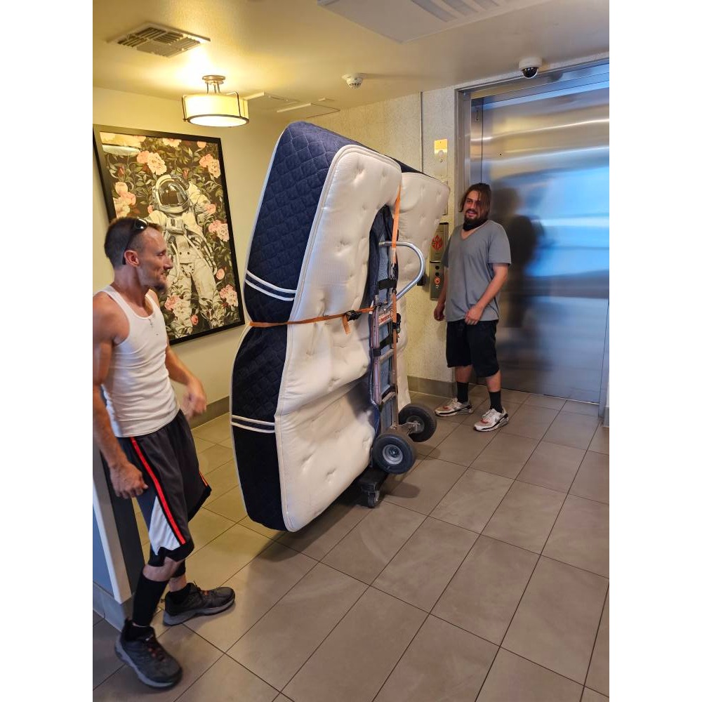 Donation Movers Image