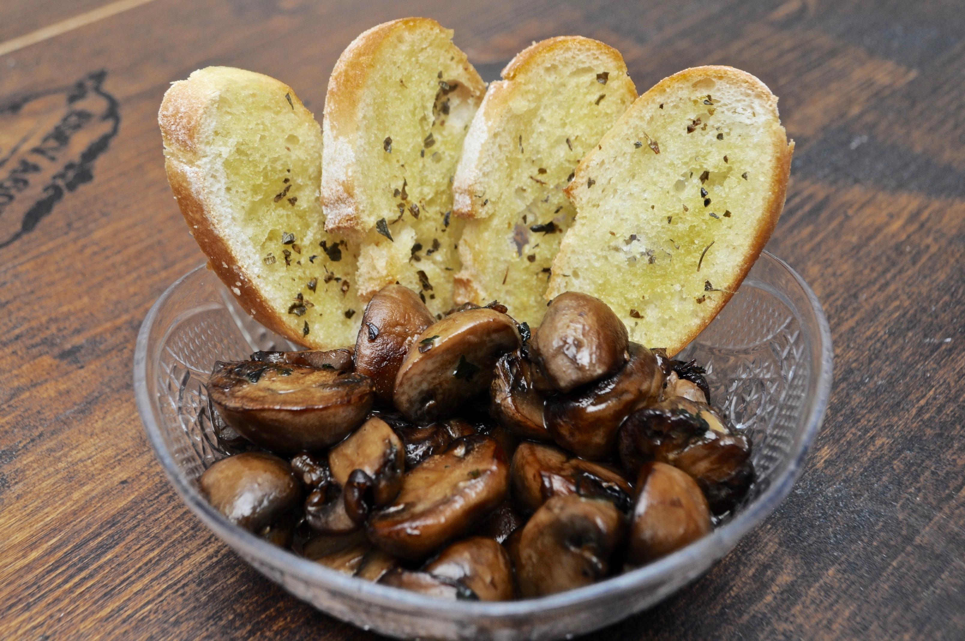 Lightly Grilled Mushrooms