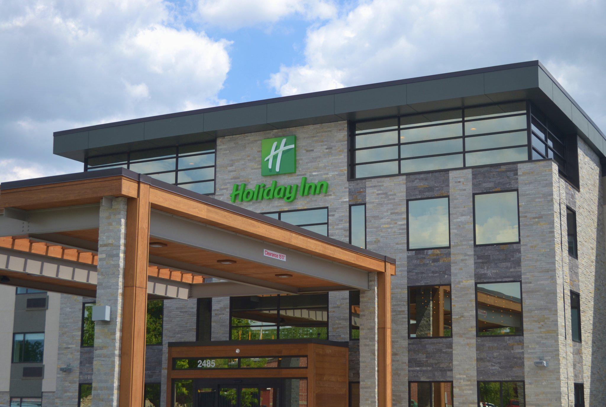 Holiday Inn Columbus Photo