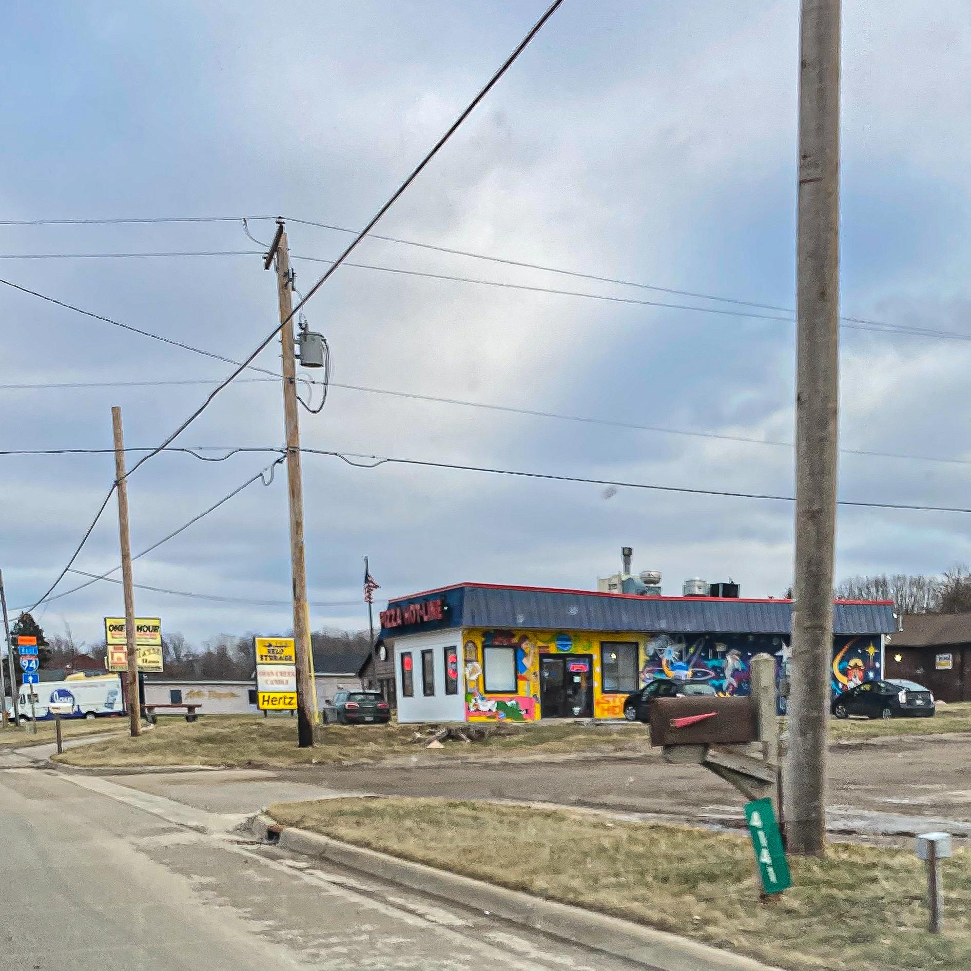 Pizza Hot-Line Image