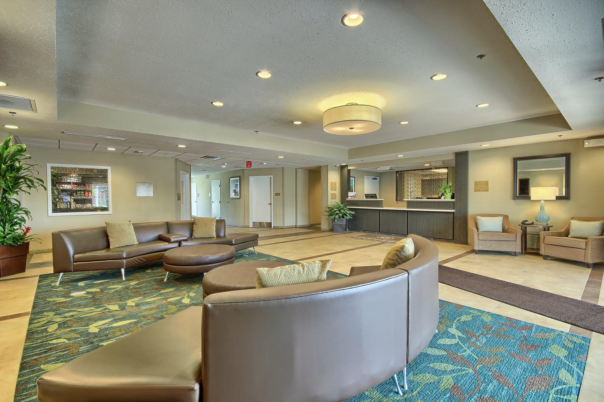 Candlewood Suites Columbus - Grove City Photo