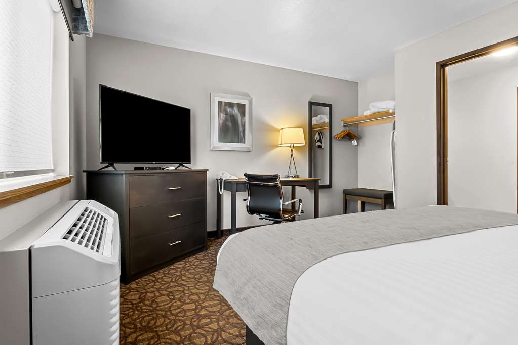 Best Western Sawtooth Inn & Suites Image