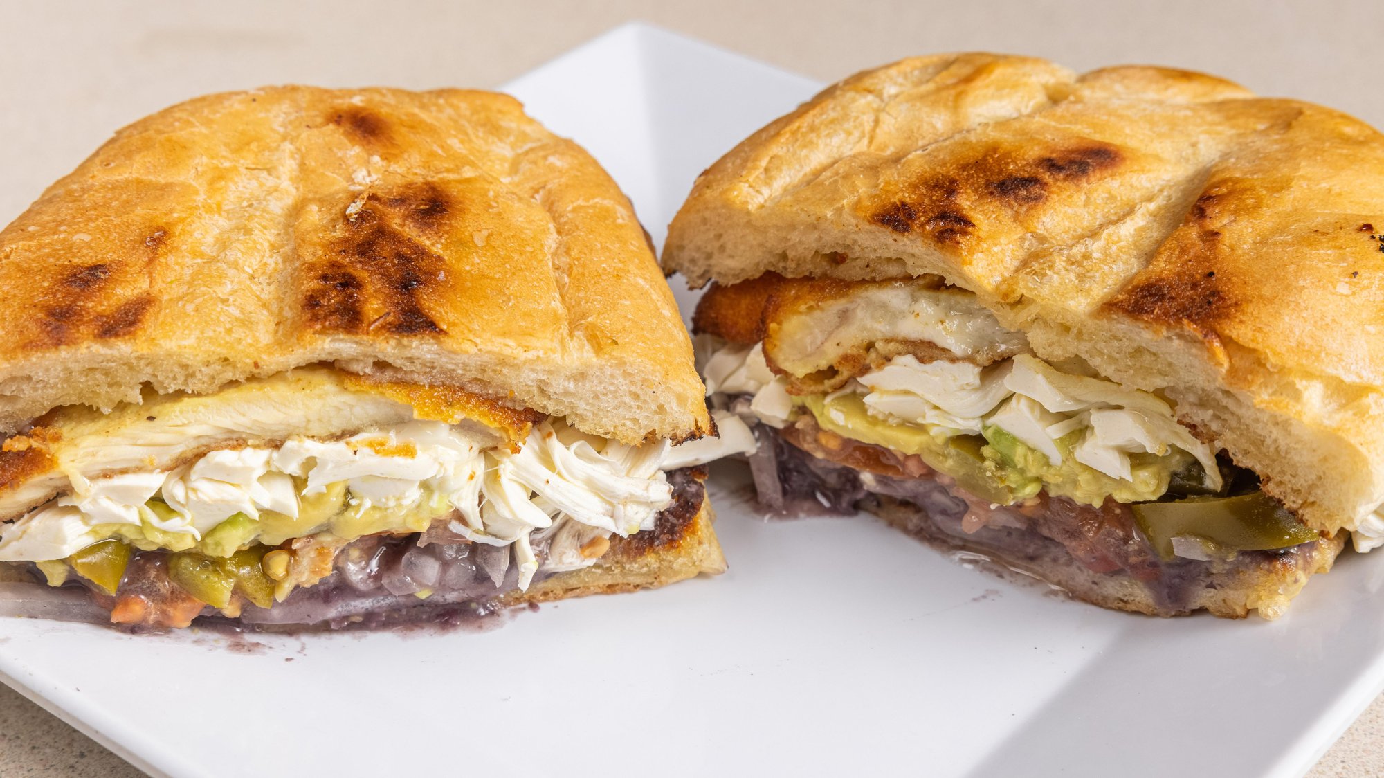Milanesa de Res con Queso Torta