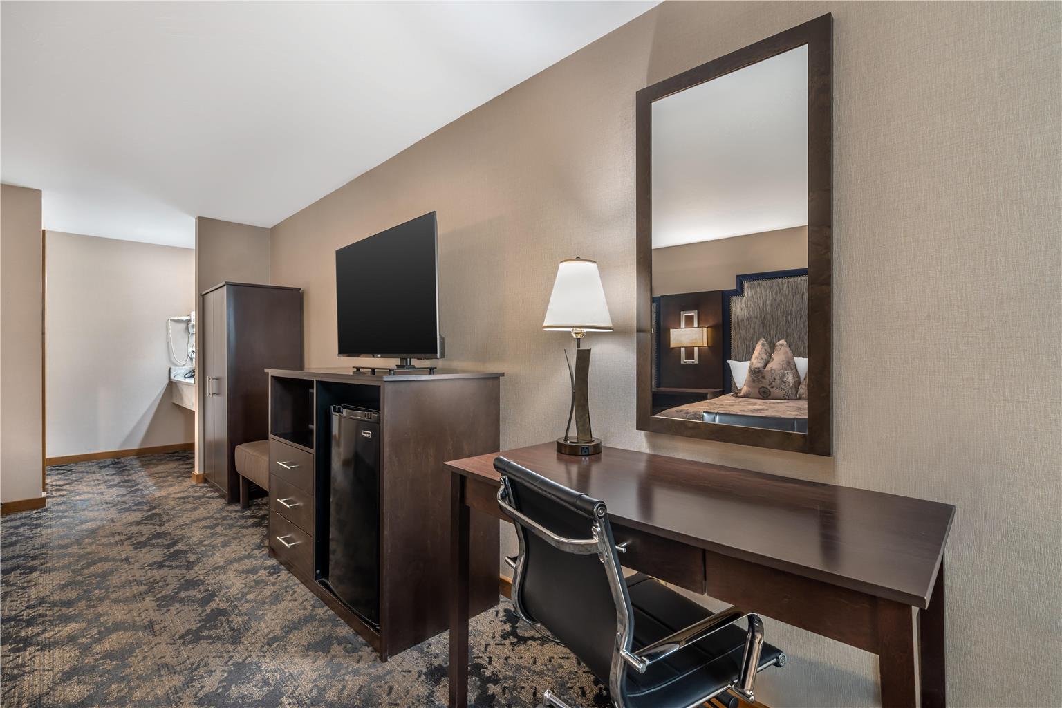 Best Western Windsor Inn Image