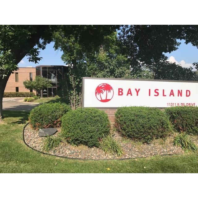 Bay Island LLC Logo