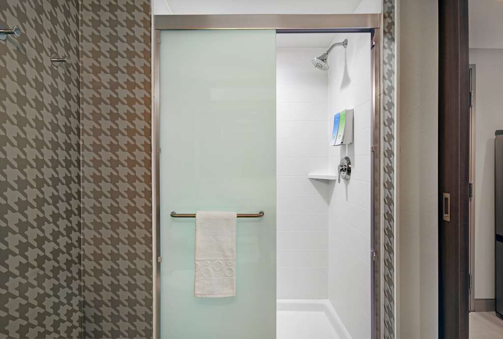 Home2 Suites by Hilton Columbus, IN Image