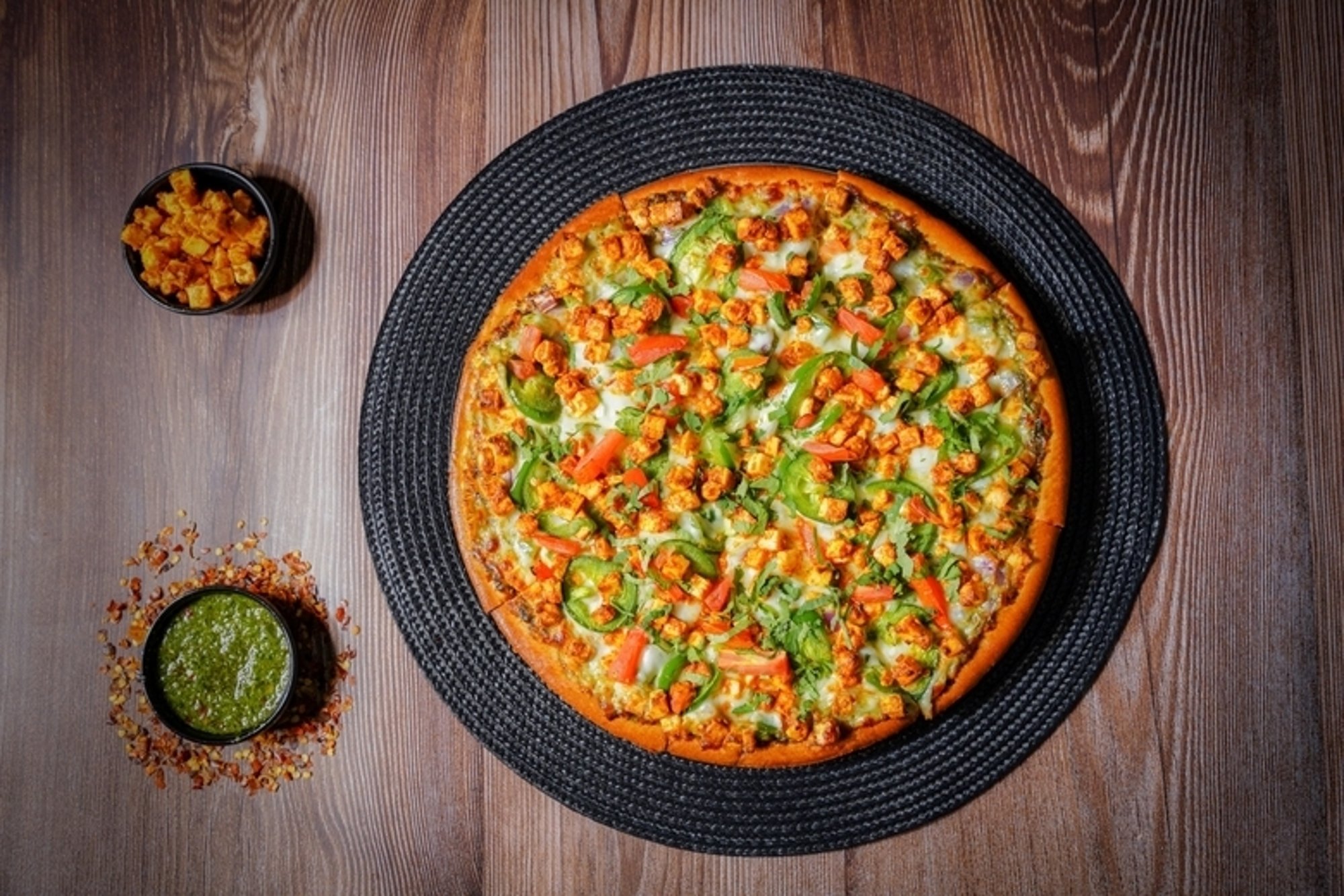Shahi Paneer Pizza