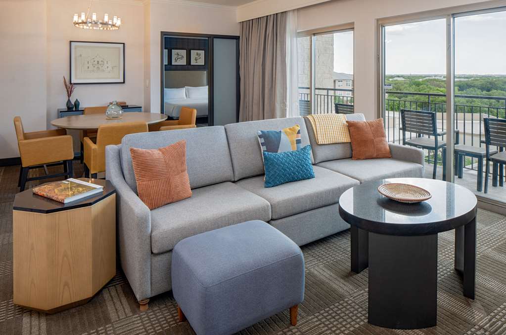 Hilton San Antonio Hill Country Image