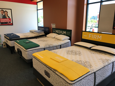 Mattress Firm Lombard Photo