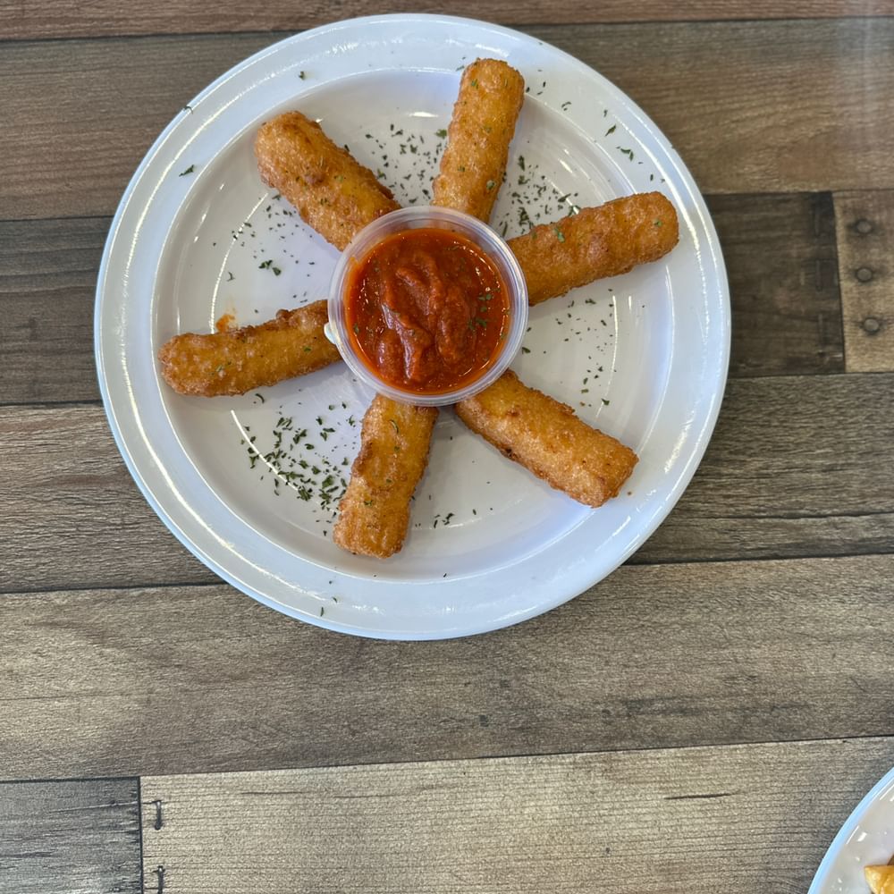 Mozarella Sticks (6)