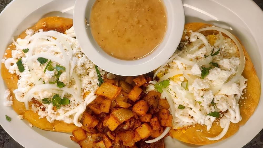 Itacate Huevos Rancheros