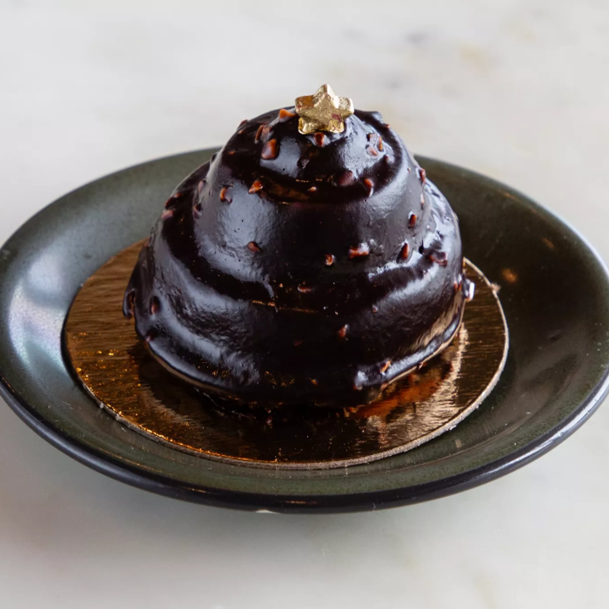 Chocolate Mousse Cake With Praline