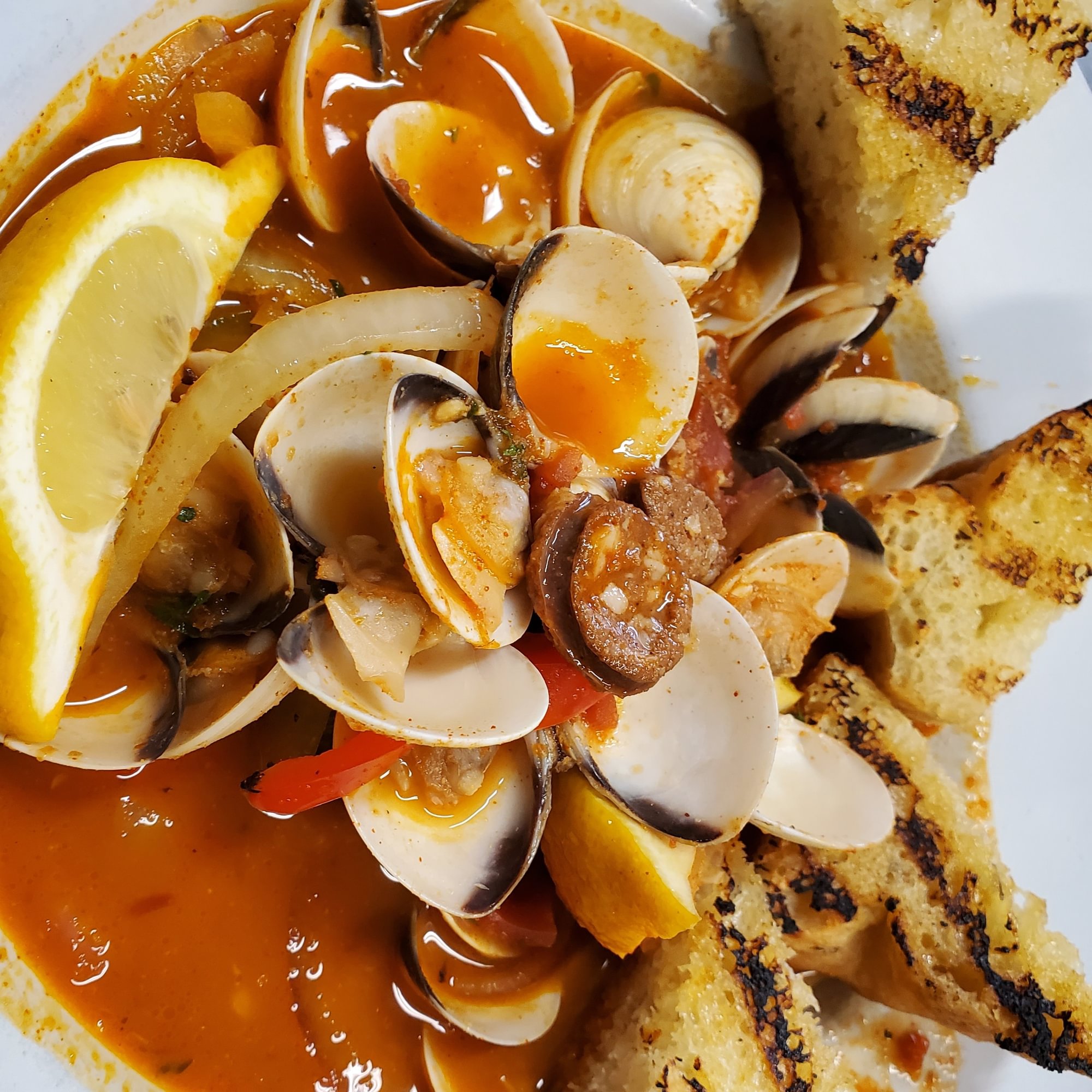 2lb Mediterranean Clams