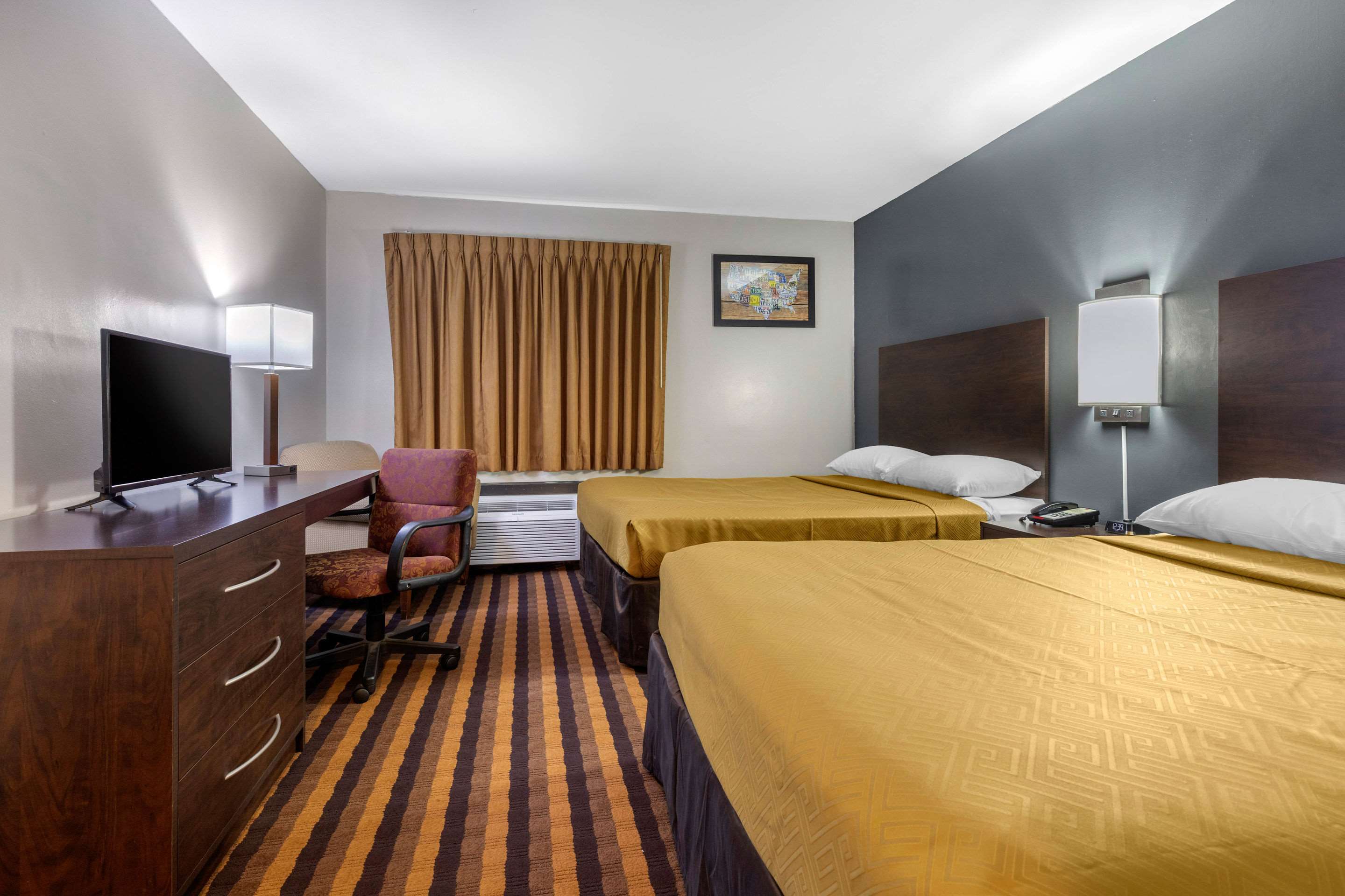 Econo Lodge Milwaukee Airport Milwaukee, WI Business Profile