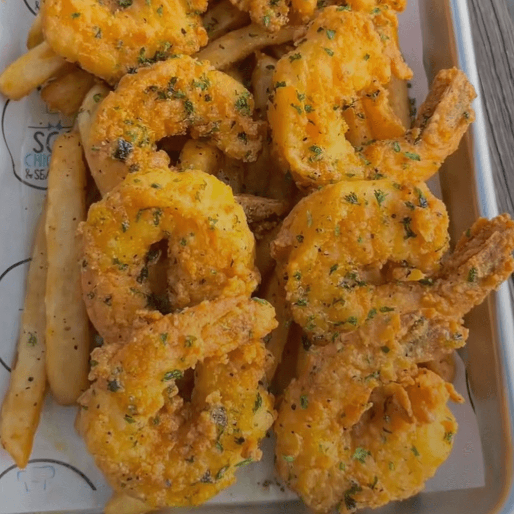 4 Pcs Shrimp with fries
