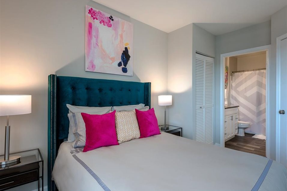 The Residences at Springfield Station Photo