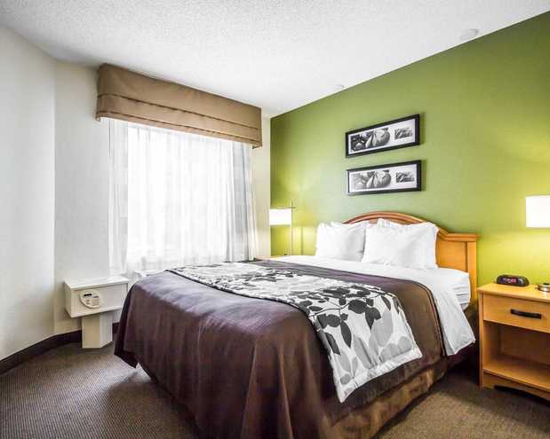 Images Sleep Inn & Suites Airport