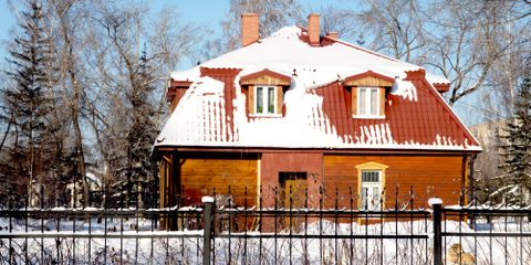 3 Ways Winter Weather Affects Your Roof