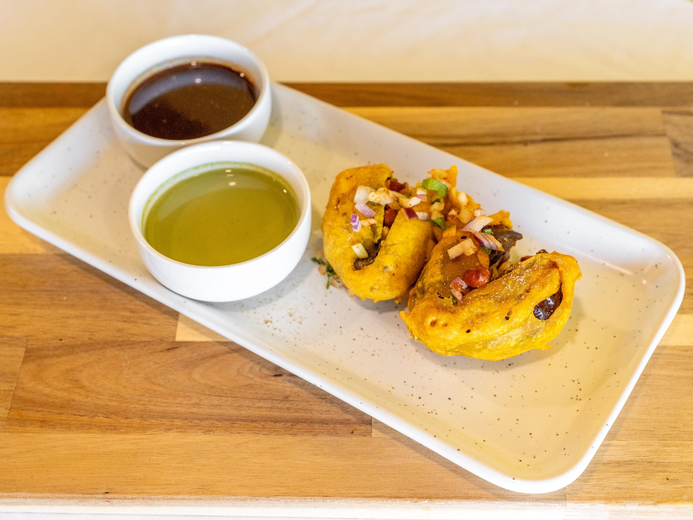 Guntur Vankaya Bajji (2 Pieces)