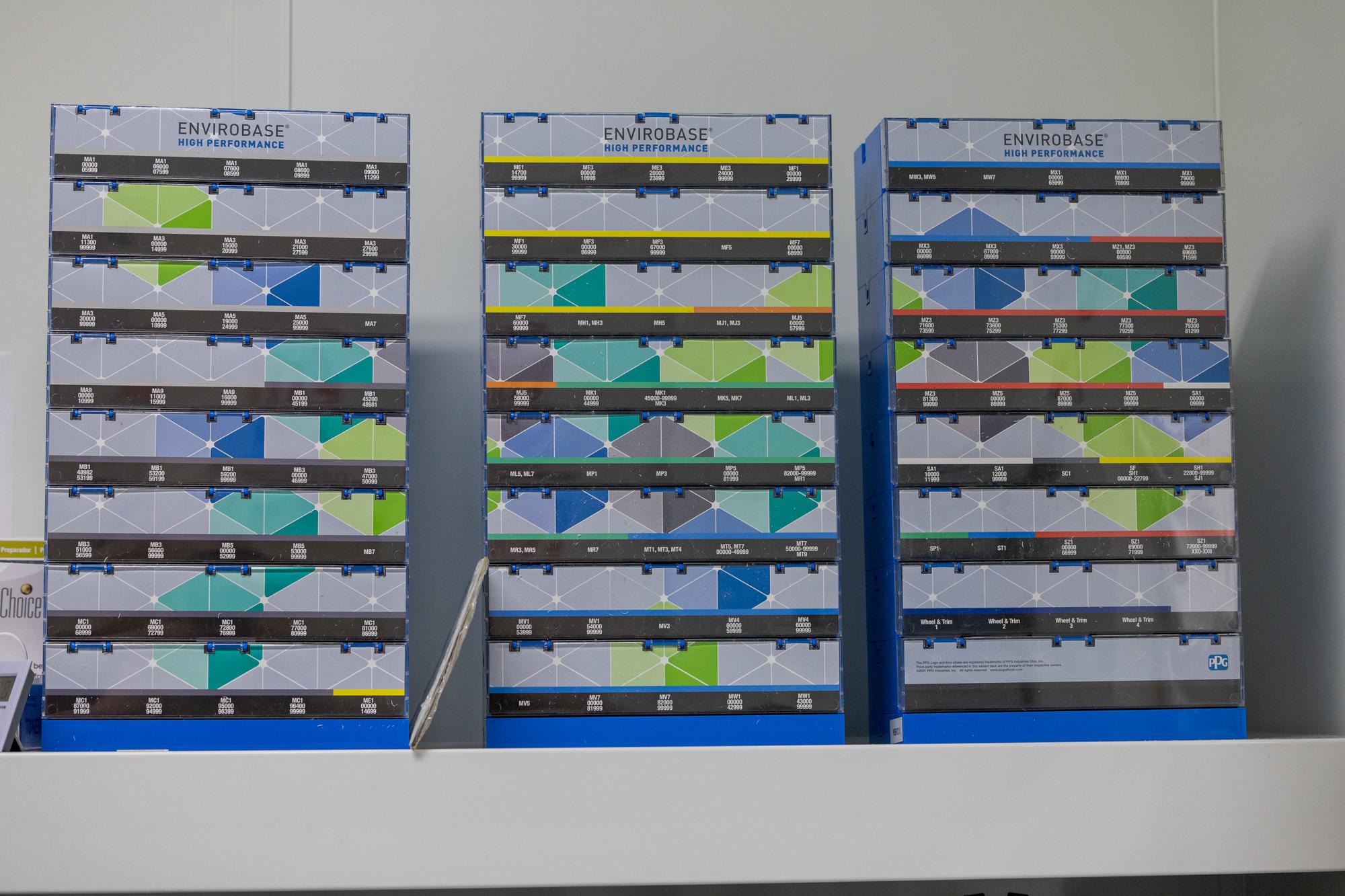 Arrowhead Collision Center Image