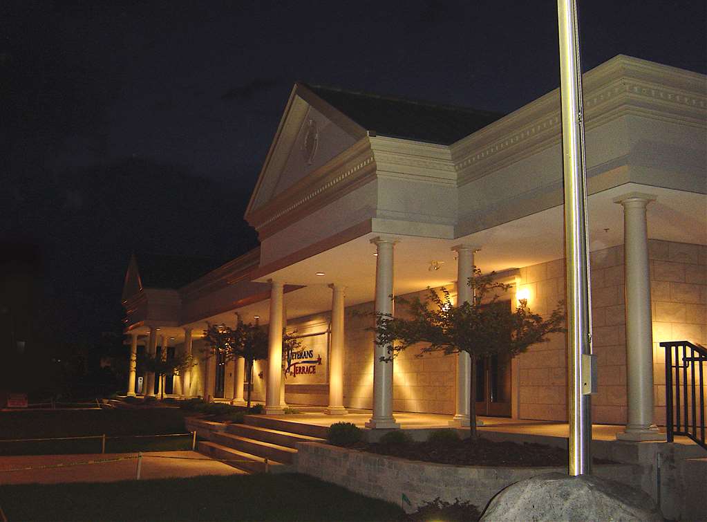 Hampton Inn Burlington Image