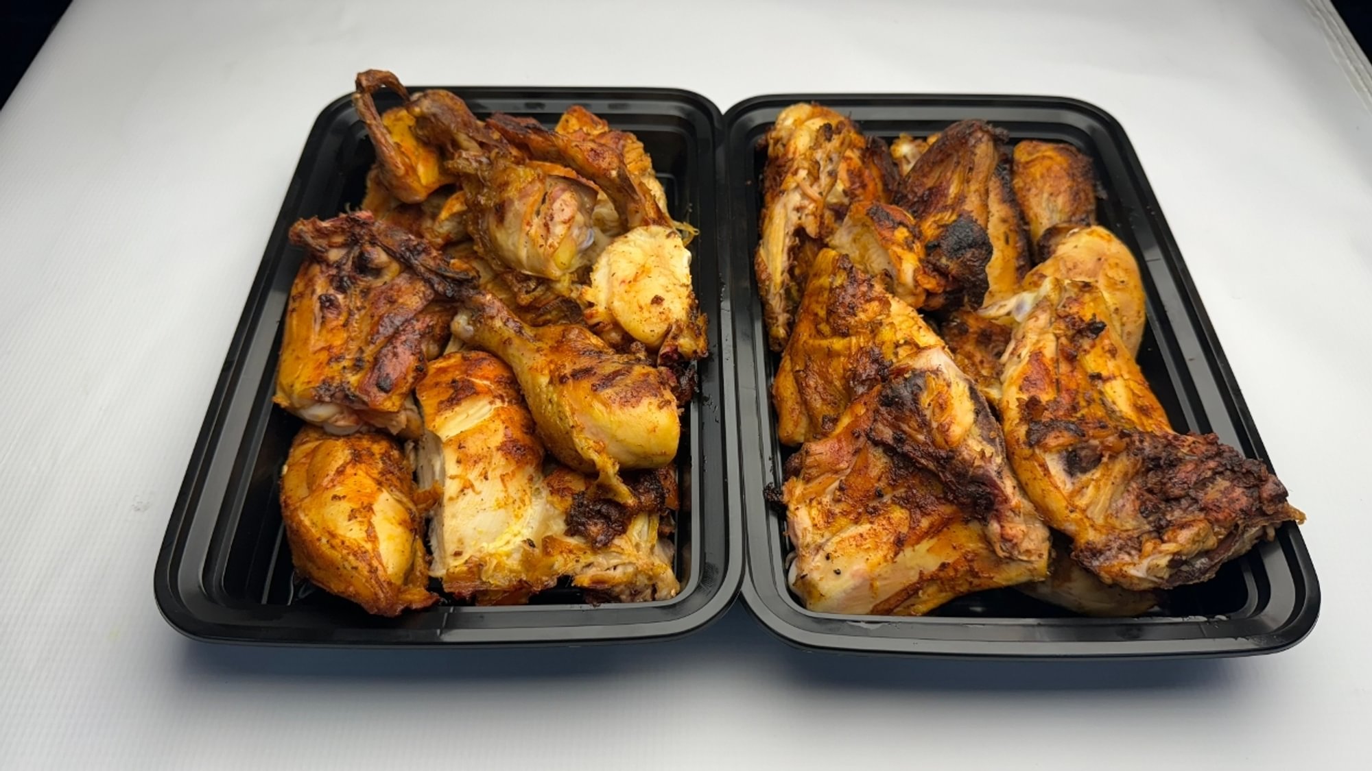 2 Pollos al carbon salsa & tortillas