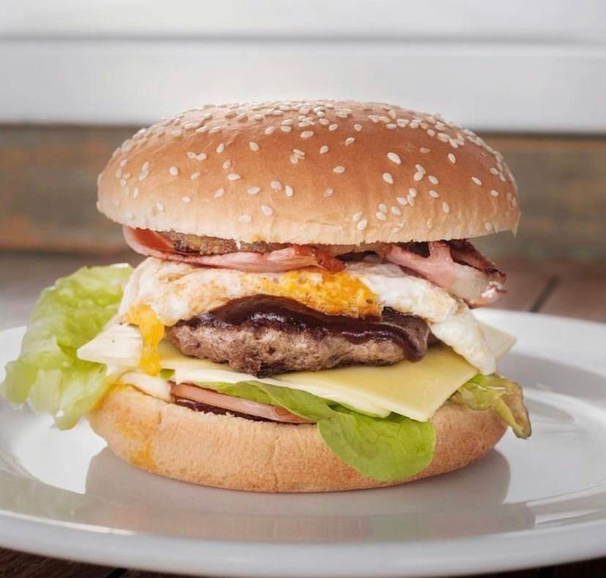 Supreme Beef Burger Combo
