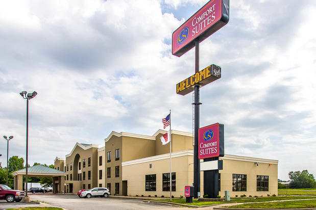 Images Comfort Suites