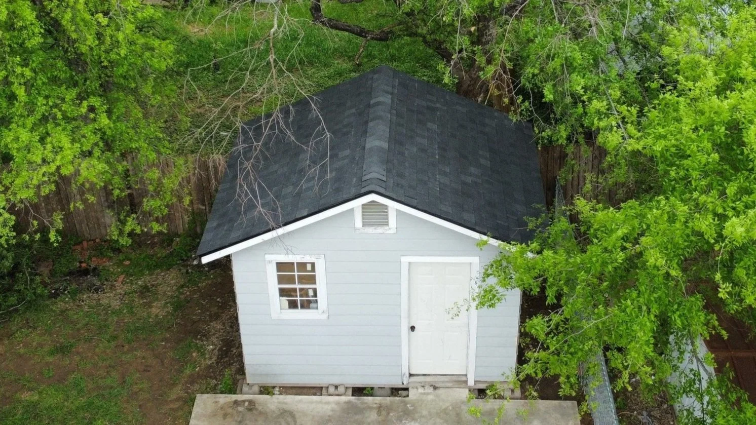 Trident Roofing Image