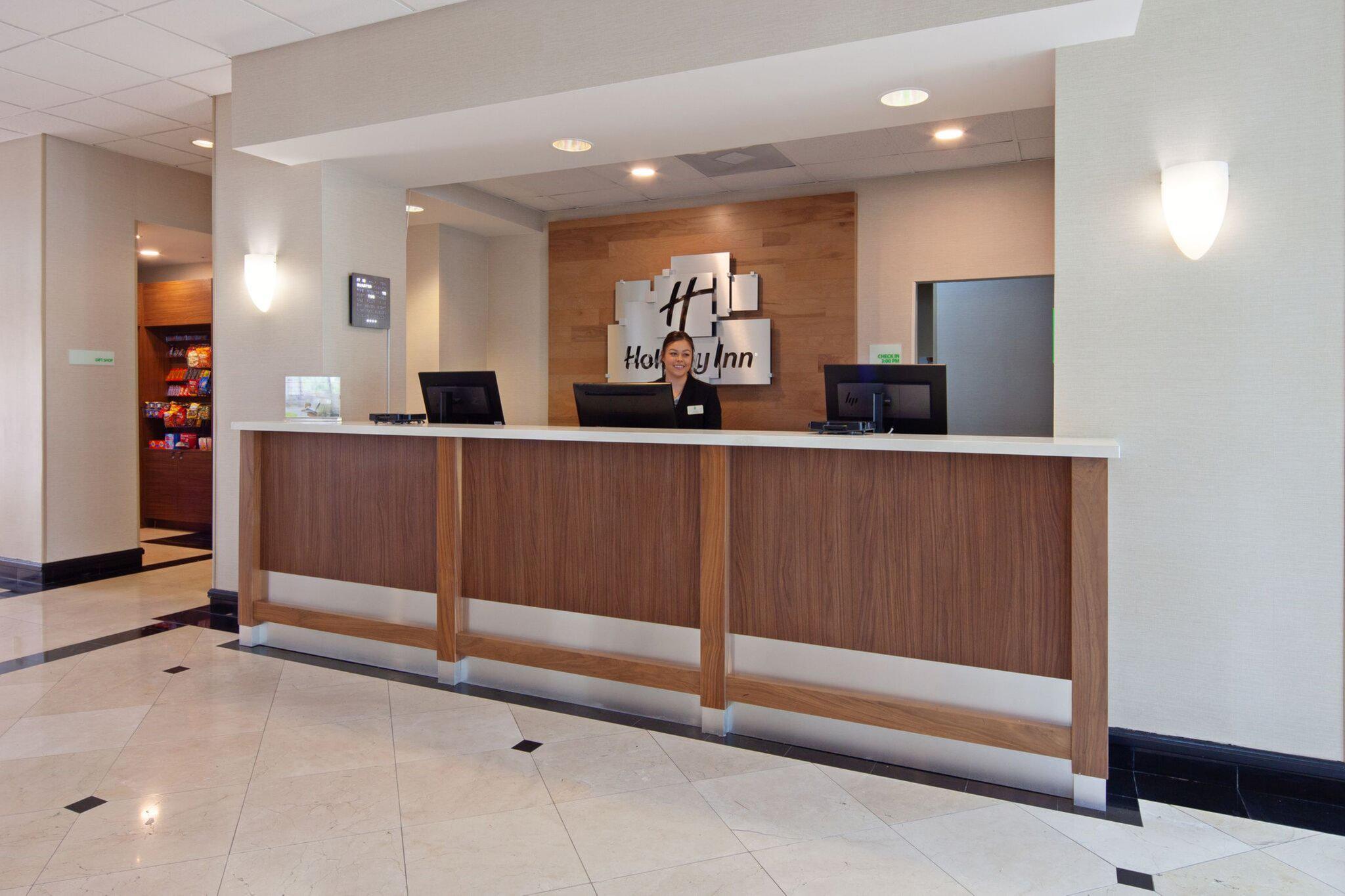 Holiday Inn Palmdale-Lancaster Photo