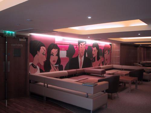 LARGE FORMAT DIGITAL PRINTING