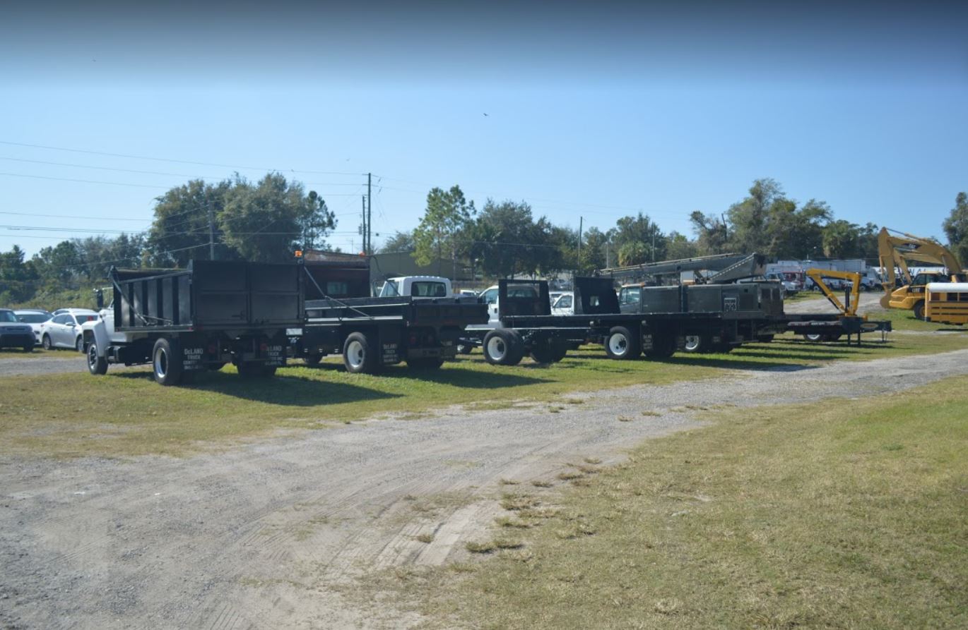 Deland Truck Center Photo