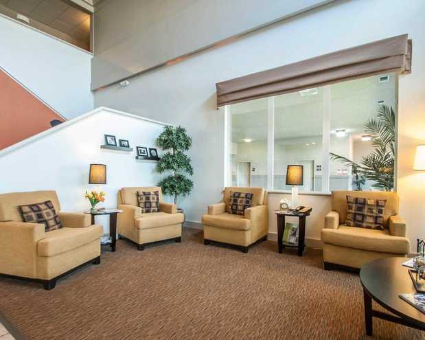 Images Sleep Inn & Suites Lake of the Ozarks