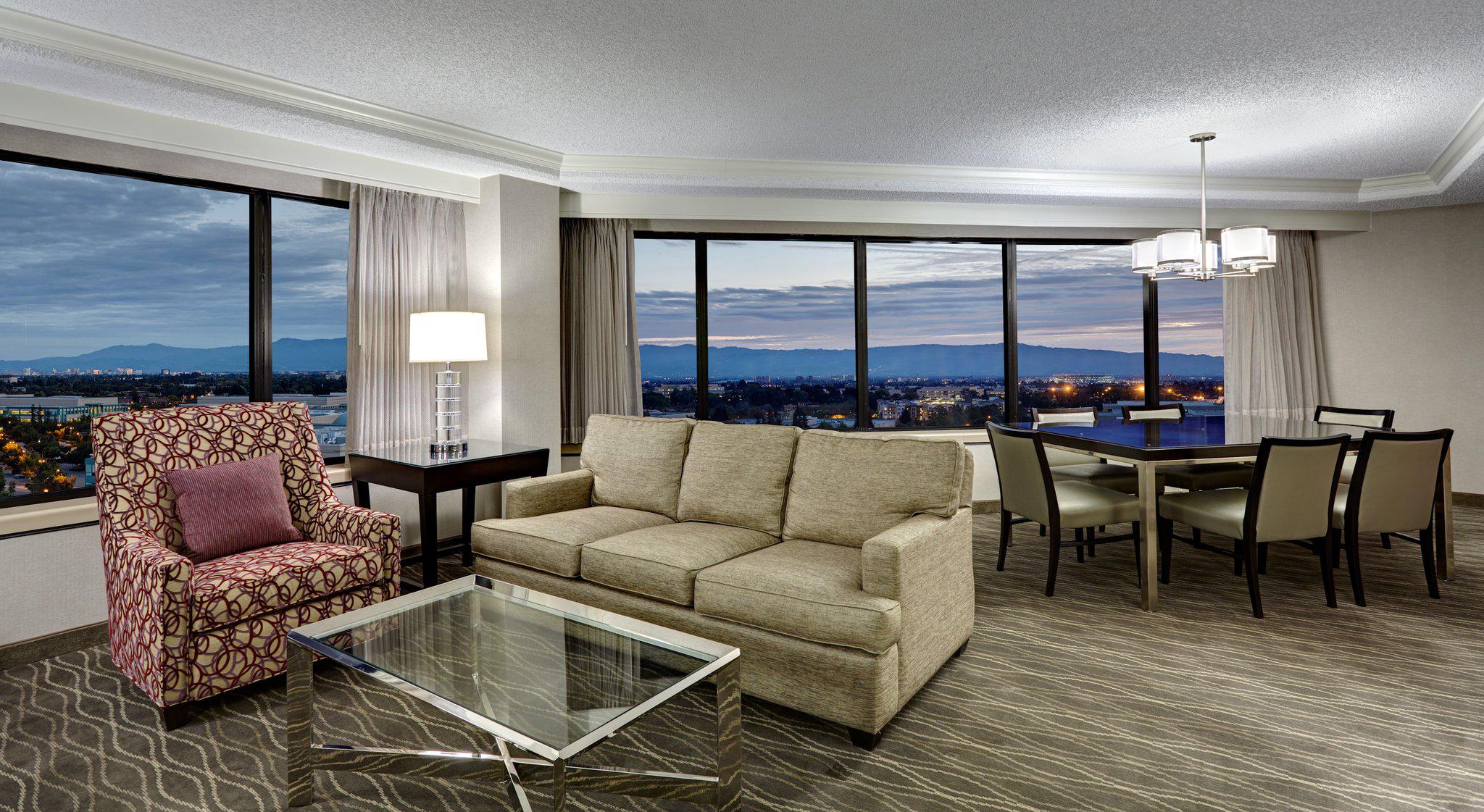 Crowne Plaza San Jose-Silicon Valley Photo