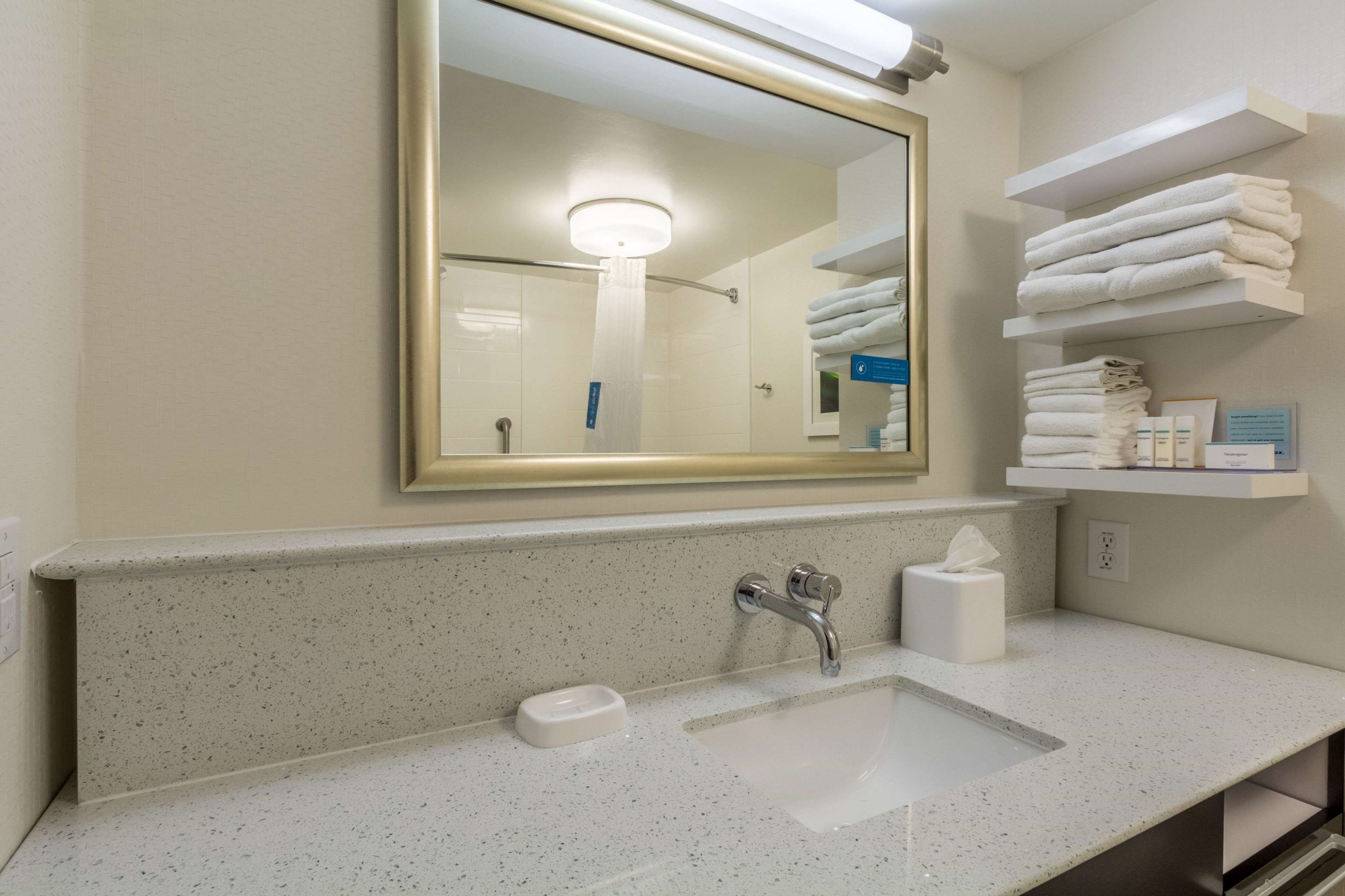 Hampton Inn Jackson/Pearl-International Airport Photo