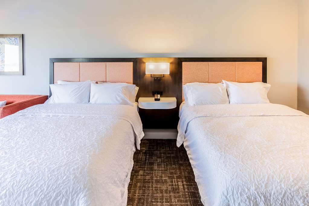 Hampton Inn Pensacola Beach Image