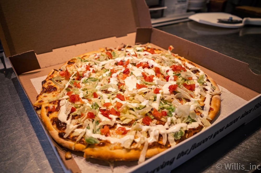 10" BACON/LETTUCE/TOMATO PIZZA
