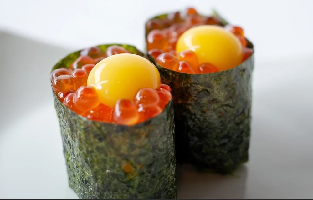 SALMON EGG SUSHI
